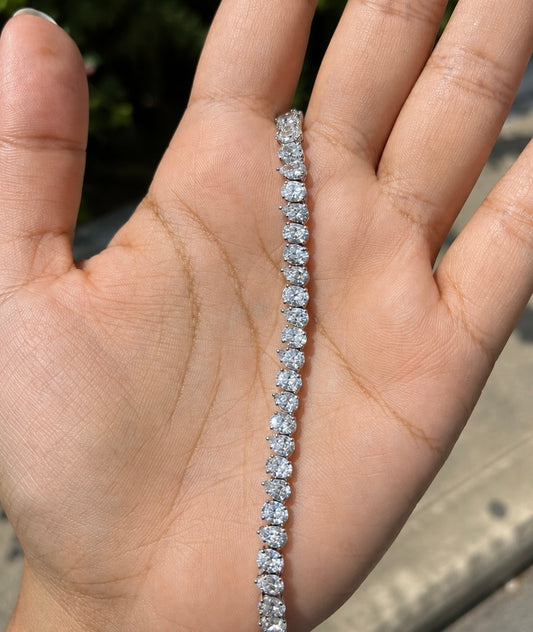 Pear and Oval Diamond Bracelet (ARJS3550)