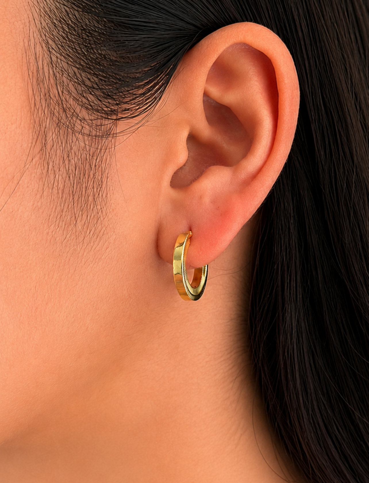 18K Gold Textured Hoop Earrings for Women (GJEW274)