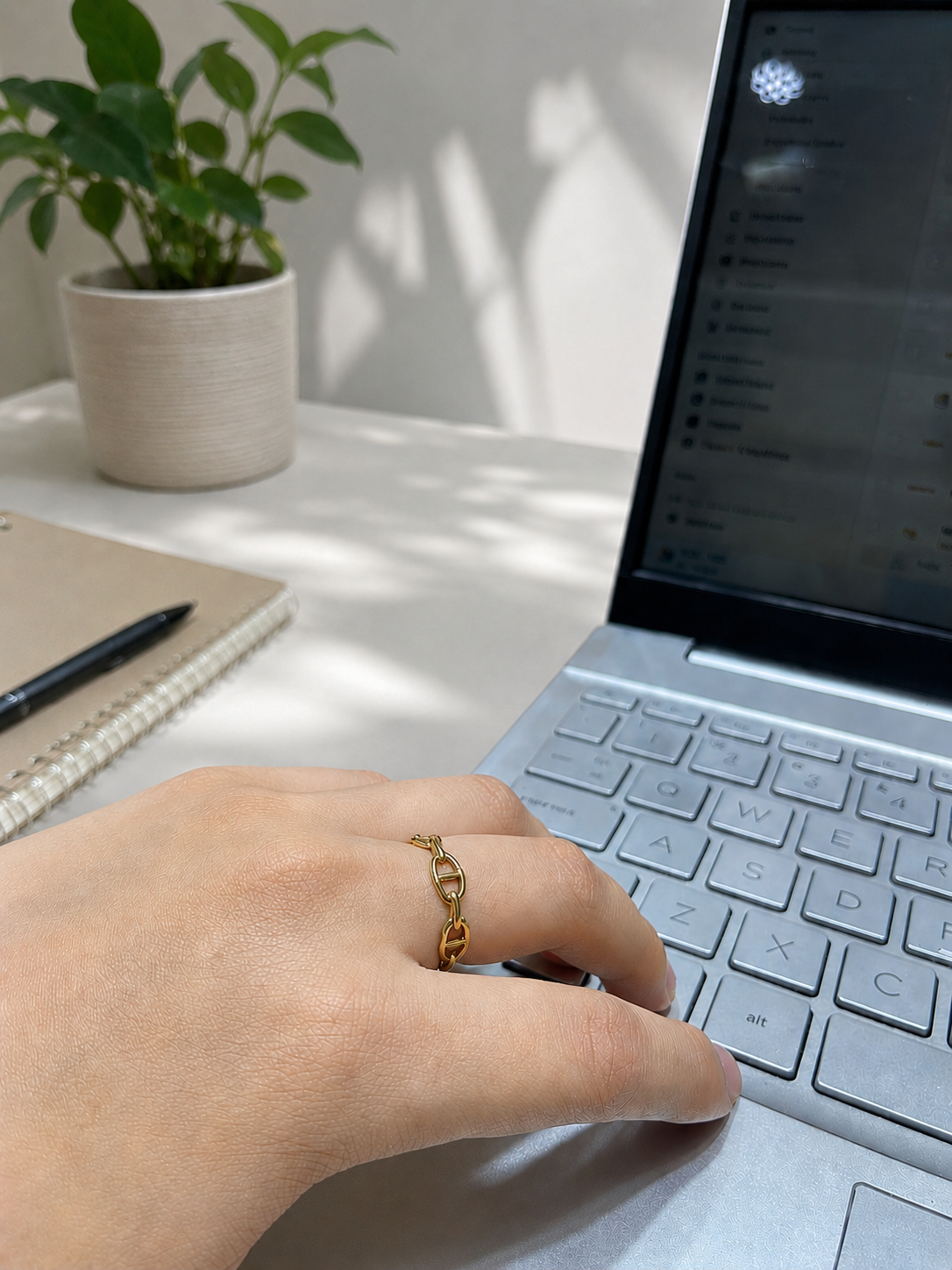 18k Gold Marine Anchor Link Pattern Ring (GJEW94)