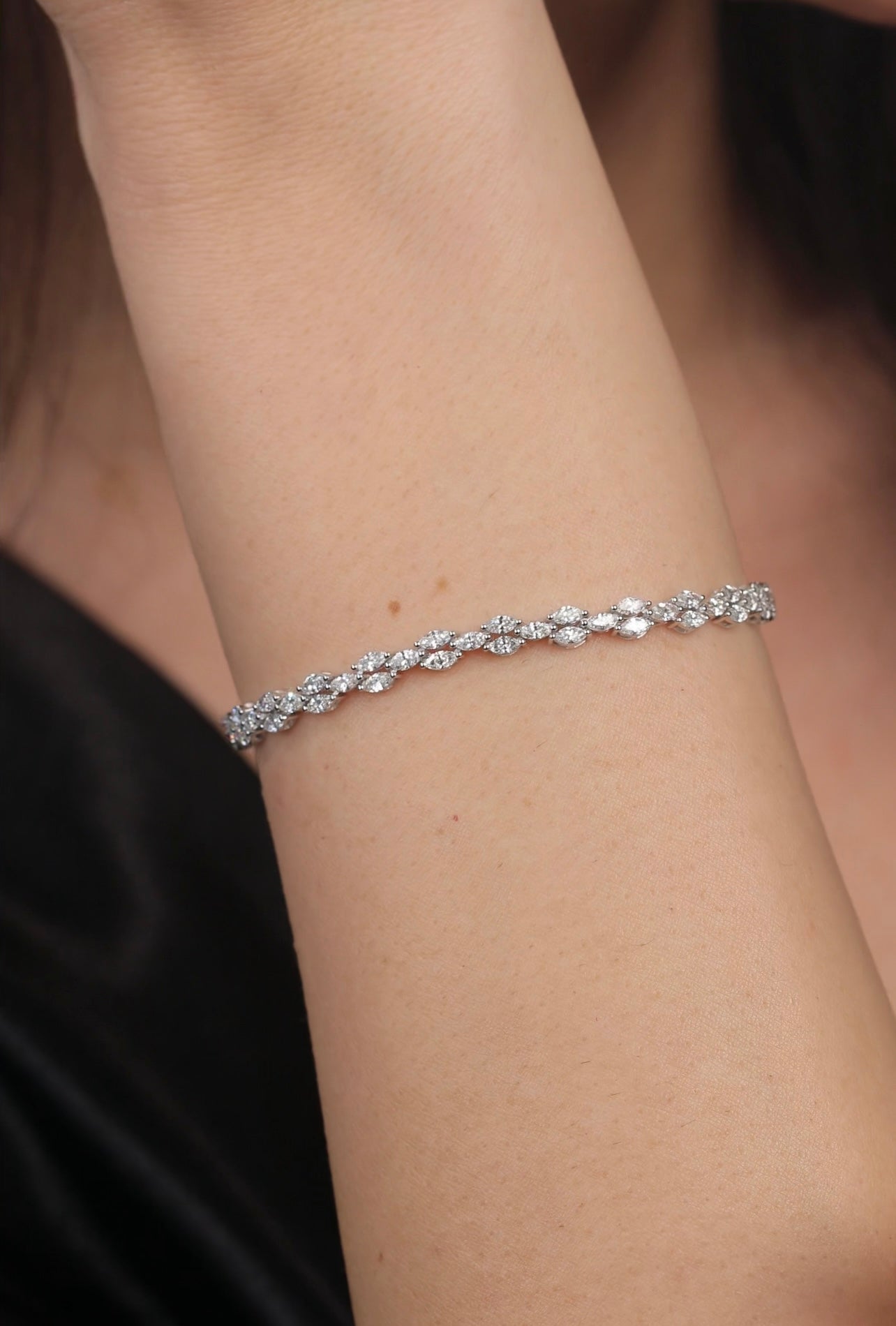 Marquise Cut Diamond Bracelet (ARJS3605)