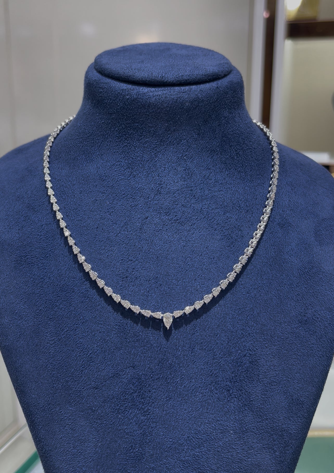 Pear Cluster Type Diamond Necklace (ARJS3728)