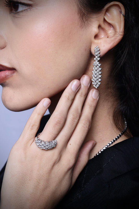 Round Dangling Diamond Earrings (ARJS2560)