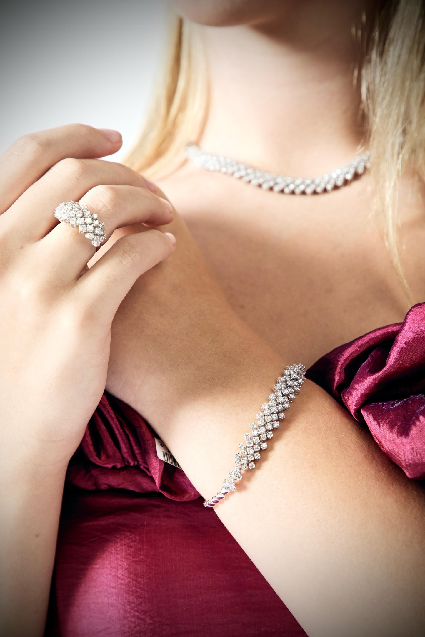 Round Diamond Bracelet (ARJS2559)