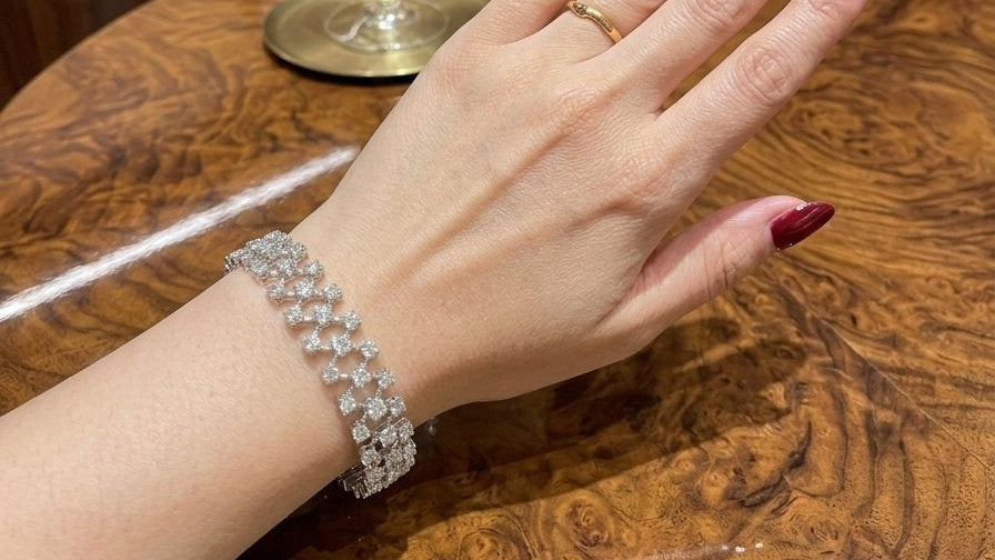 Triple-Row Interlocking Diamond Cluster Linked Bracelet (ARJS4279)