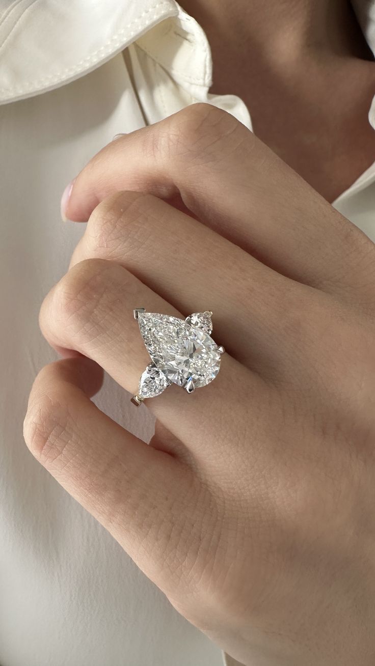 3CT Pear Triology Diamond Ring (ARJS3589)