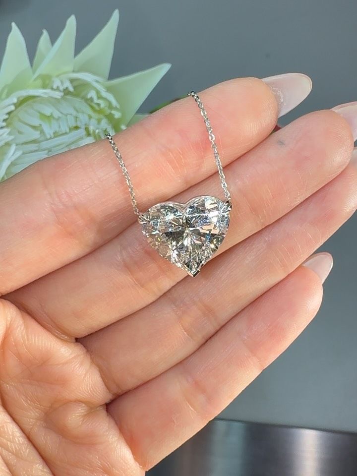 5CT Heart Pendant (ARJS3064)