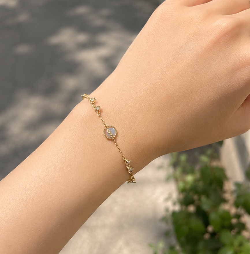 18k Gold Tri-color Charm Bracelet (GJEW154)