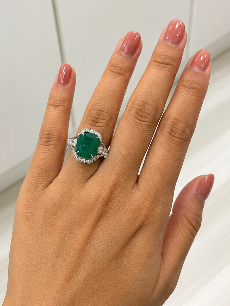 Cushion Cut Green Emerald With Diamond Ring (ARJS2455)