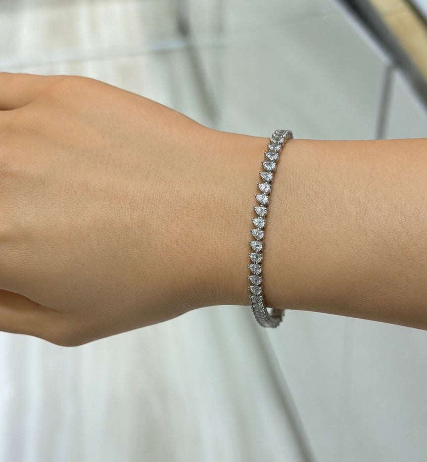 Pear Diamond bracelets (ARJS2531)