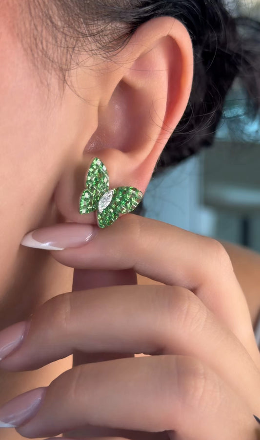 Green Sapphire Butterfly Earring with Marquise-Cut Diamond Center (ARJS4246)