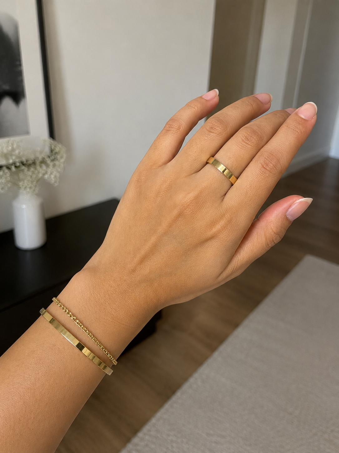 18k Gold Classic Polished Band Ring (GJEW117)