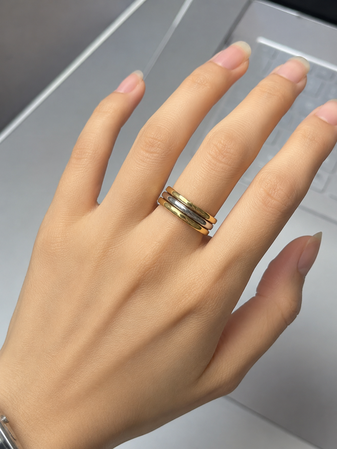 18k Gold Geometric Trio Stack Ring (GJEW52)