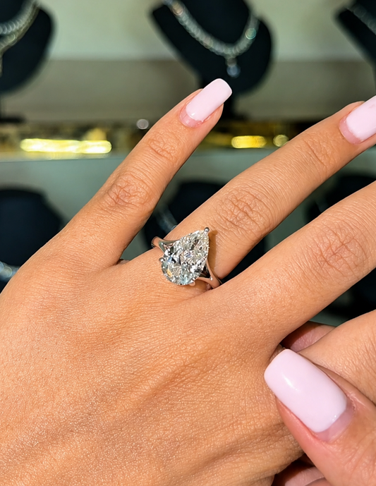 5CT Pear Solitaire Diamond RIng (ARJS4012)
