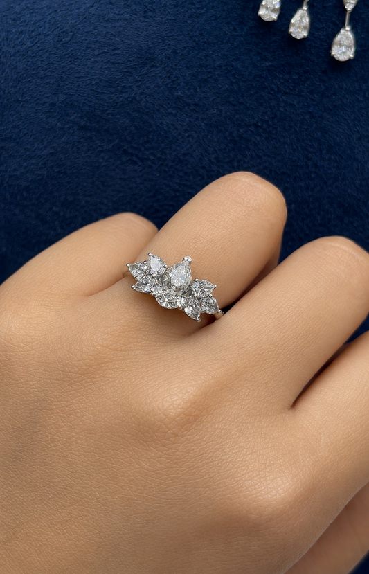 1CT Pear with Flower Design Side Diamond Ring(ARJS3893)