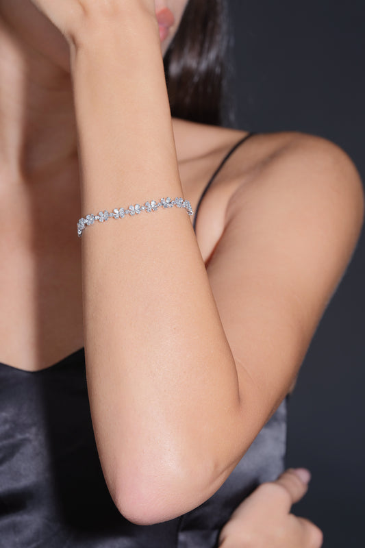 Flower Pear Diamond Bracelet (ARJS3603)