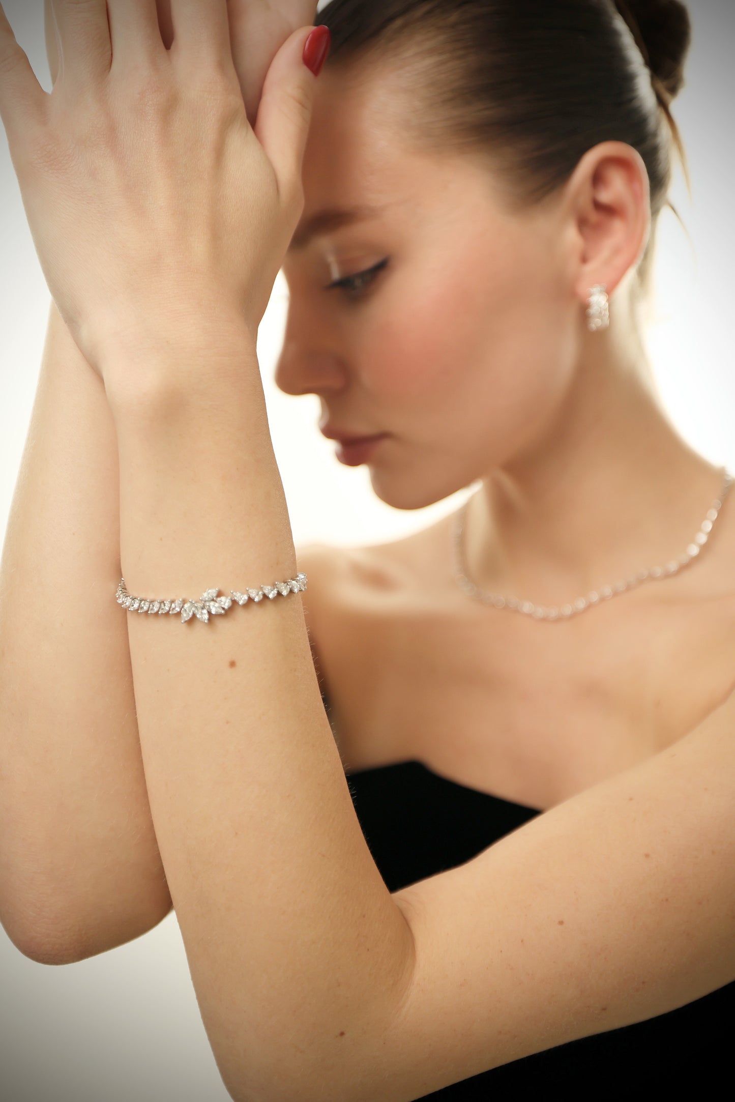 Pear & Marquise Diamond Bracelet (ARJS2978)