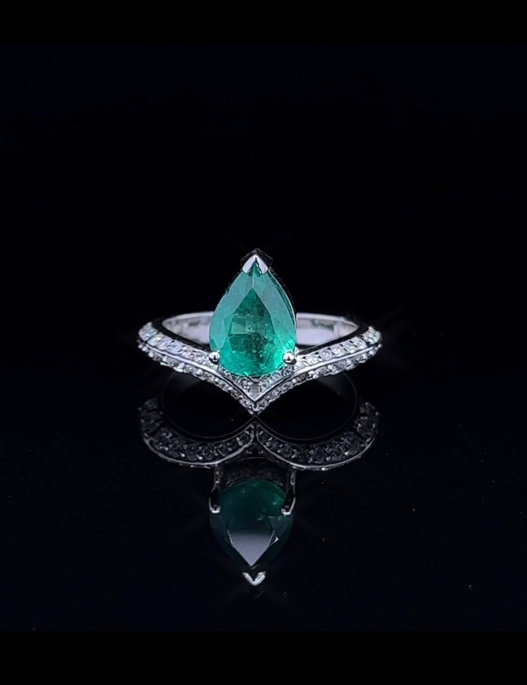 Pear Cut Emerald with Cluster Round Diamond Ring (ARJS2442)