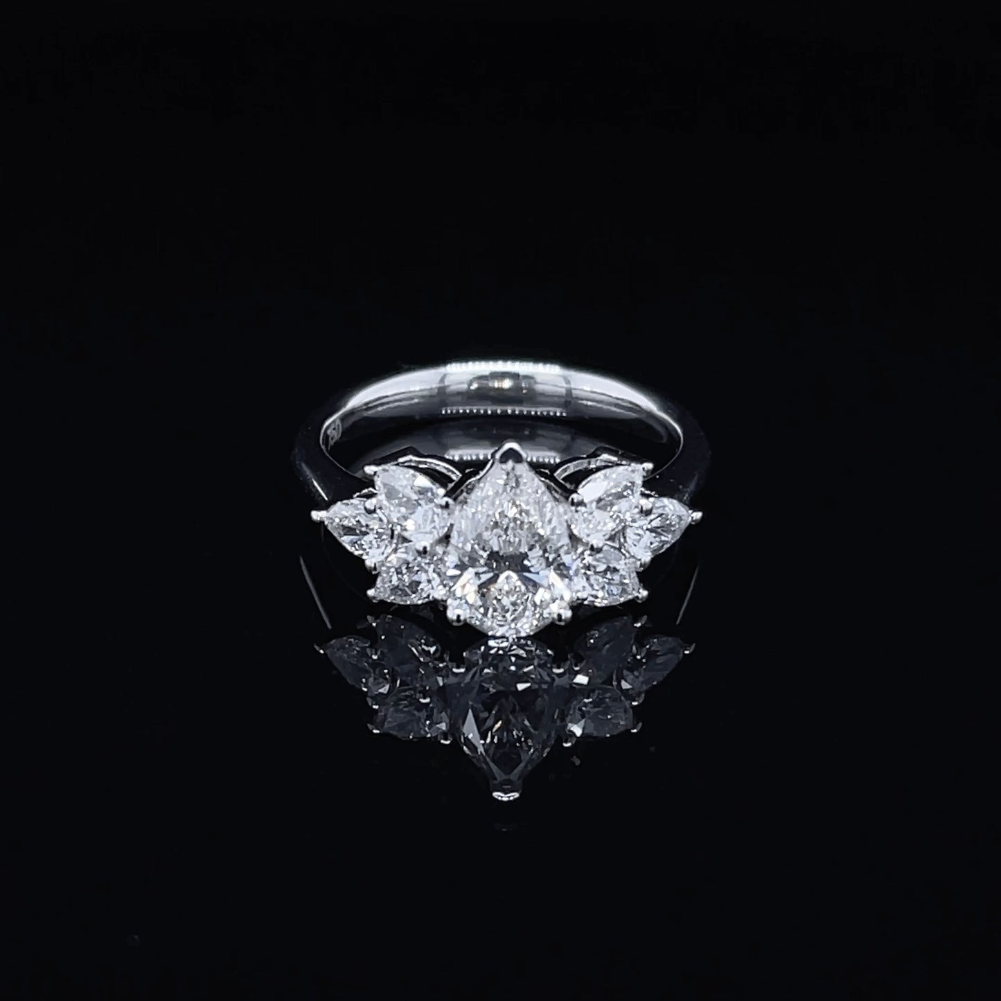 1CT Pear with Flower Design Side Diamond Ring(ARJS3893)