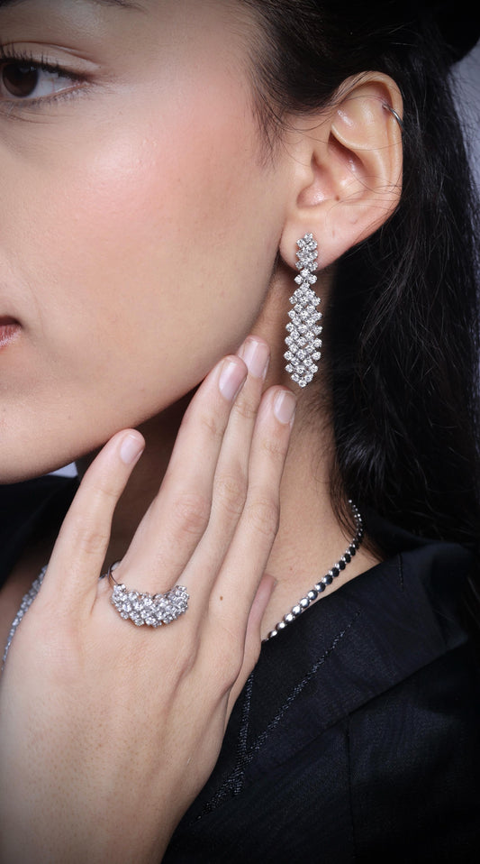 Round Dangling Diamond Earrings (ARJS2560)