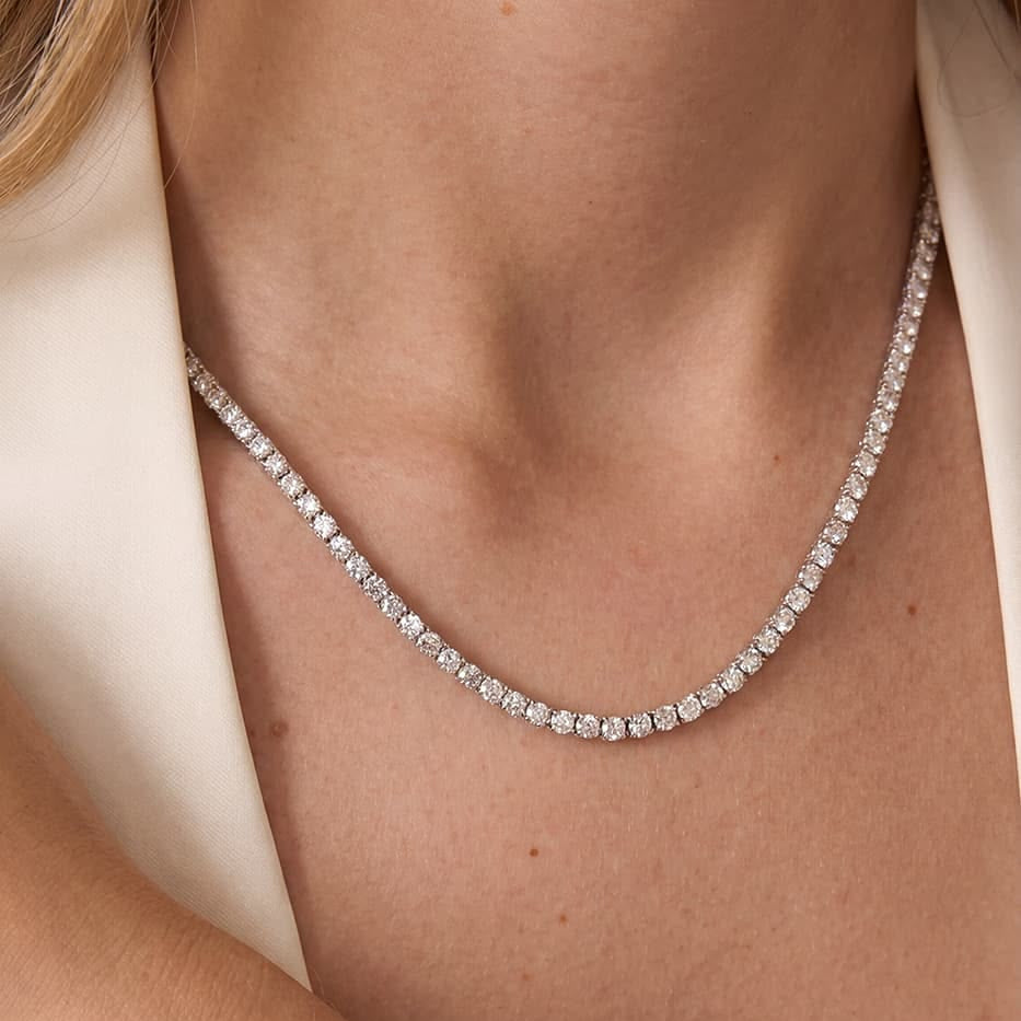 8 Pointer  Round Tennis Necklace (ARJS4359)