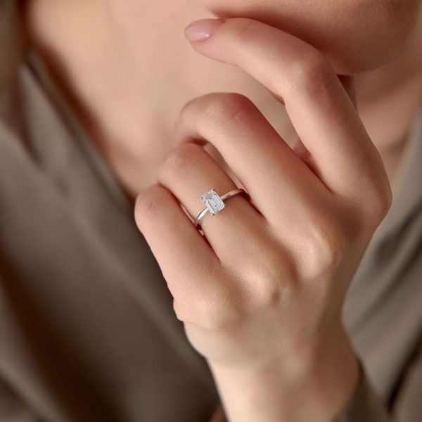1CT Emerald Diamond Engagement Ring (ARJS2043)