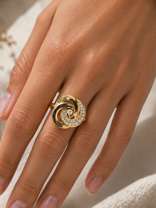 Cluster Diamond Ring in Yellow Gold (BRD1263)